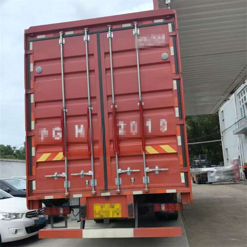 徐闻县探索乡城县进仓物流：多元服务与高效运输线路